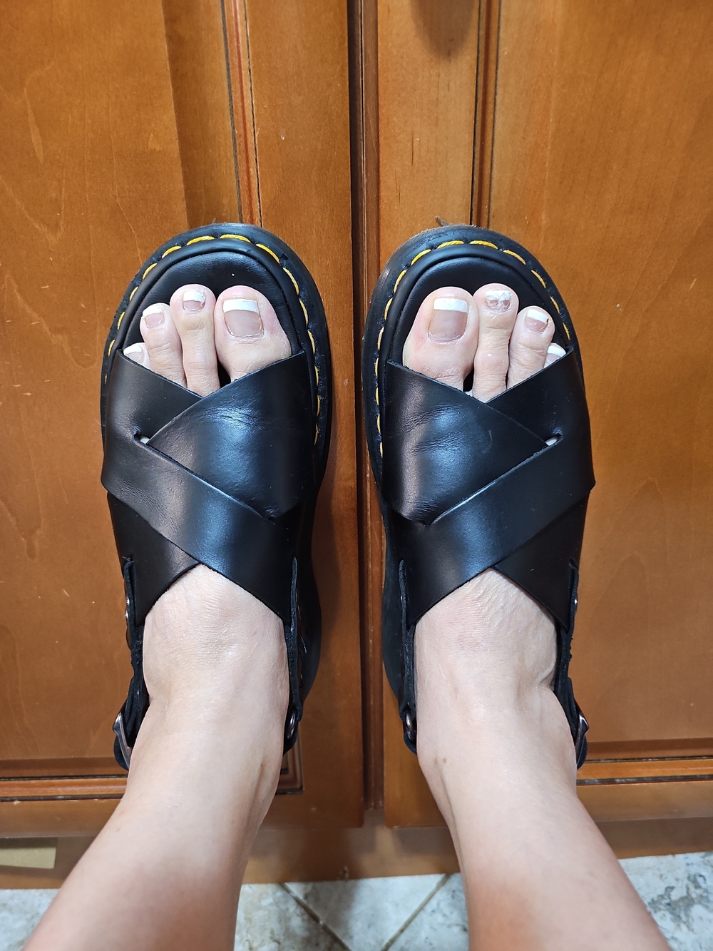 Dr. Martens Zane Brando Leather Sandals Size 7 - Picture 4 of 12